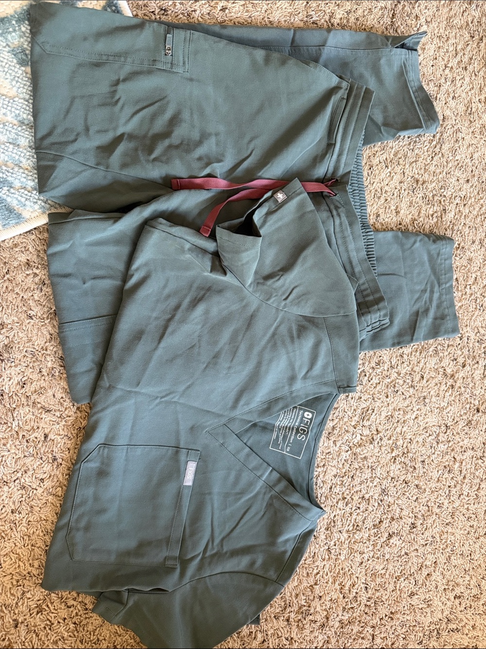 FIGS Scrub Top & Drawstring Pants with Maroon Tie